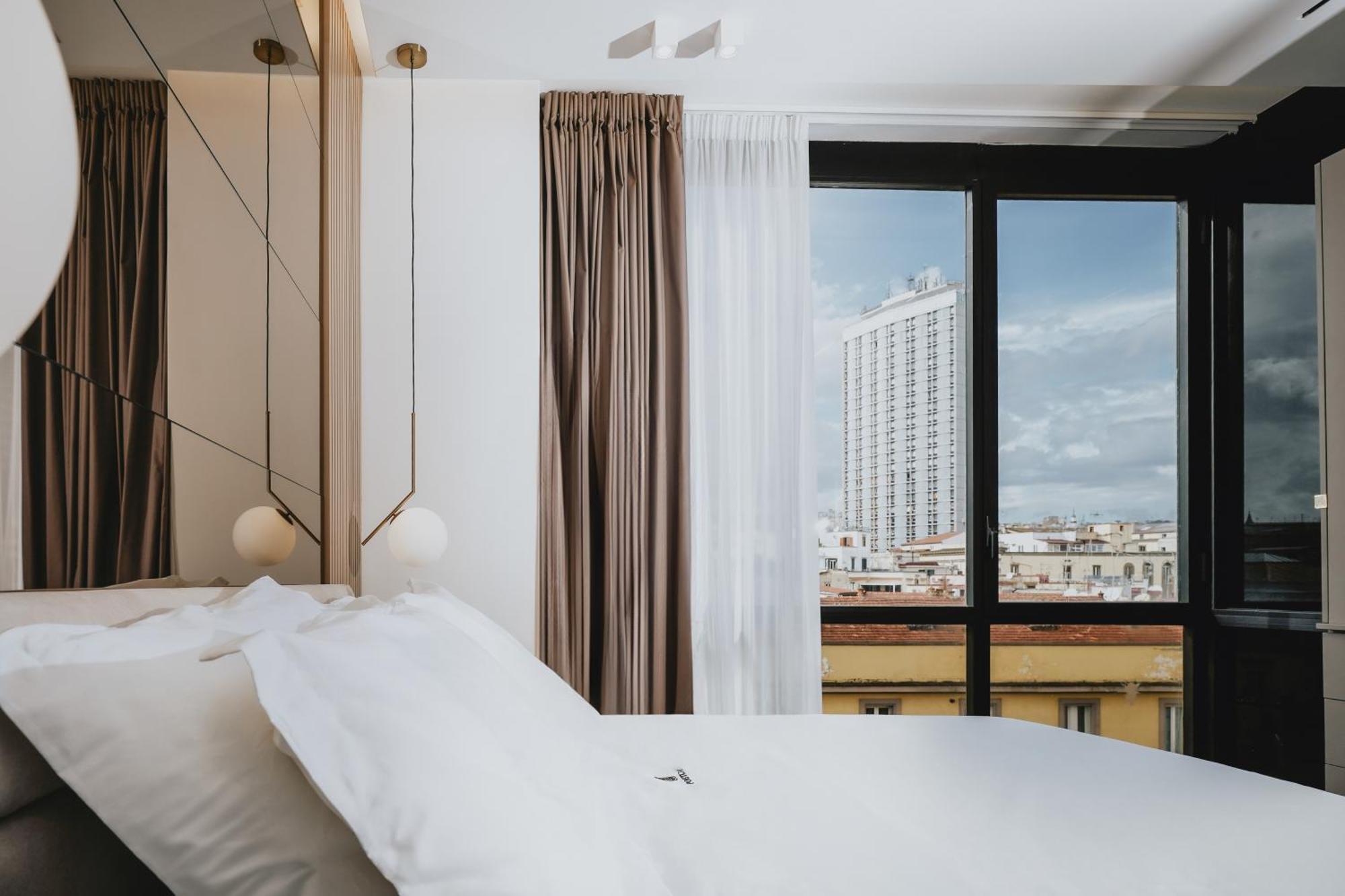 Poetica Boutique Sky Hotel 4*
