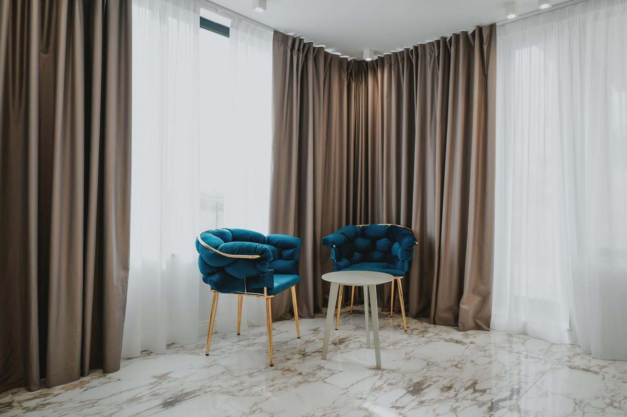 Poetica Boutique Sky 4*